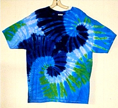 Women's HUK Spiral Dye Double Header Shirt H6120107 – Three Rivers